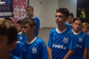 Πρόγραμμα συνοδείας των ποδοσφαιριστών από μικρά παιδάκια