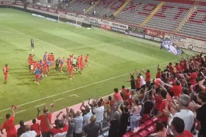 (ΒΙΝΤΕΟ kerkida) Πρώτη νίκη και…  ''Ντίρλι, Ντίρλι, ντι''