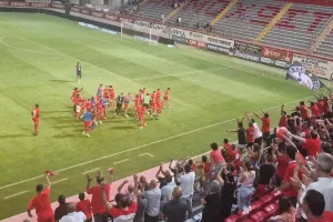 (ΒΙΝΤΕΟ kerkida) Πρώτη νίκη και…  ''Ντίρλι, Ντίρλι, ντι''