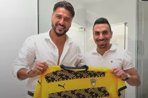 Ανεβαίνει επίπεδο