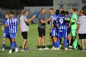 Εθνικός - Καρμιώτισσα: Πάρτι με... τριάρα οι Αχνιώτες! (φώτος)