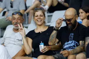 Απόλλων - ΑΕΛ: Το πρώτο της χρονιάς... βάφτηκε γαλάζιο! (Φώτος)