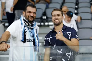 Απόλλων - ΑΕΛ: Το πρώτο της χρονιάς... βάφτηκε γαλάζιο! (Φώτος)