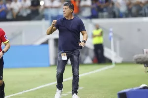 Απόλλων - ΑΕΛ: Το πρώτο της χρονιάς... βάφτηκε γαλάζιο! (Φώτος)