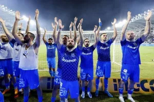 Απόλλων - ΑΕΛ: Το πρώτο της χρονιάς... βάφτηκε γαλάζιο! (Φώτος)