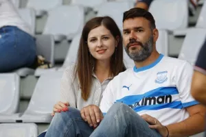 Ο κόσμος στις εξέδρες του “ΑλφαΜέγα”
