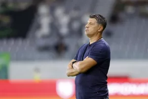 Άρης - Απόλλων: Του έσπασε το αήττητο και... έπιασε κορυφή! (φωτος)