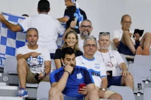 Απόλλων - Καρμιώτισσα: Νικηφόρο ντεμπούτο για Βλάνταν, με το πρώτο του Βαλμπουενά! (Φώτος)
