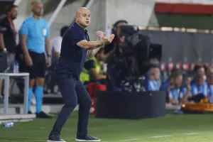Πιθανόν να φωνάξουν τον Τιμούρ