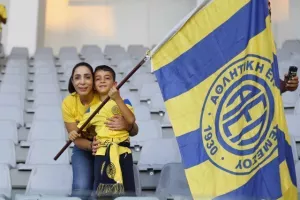 Έντονο... το κίτρινο χρώμα! (φωτορεπορτάζ)