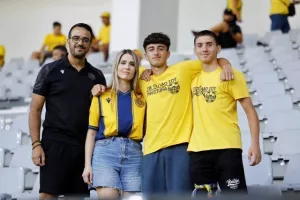 Έντονο... το κίτρινο χρώμα! (φωτορεπορτάζ)