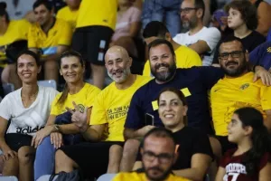 Έντονο... το κίτρινο χρώμα! (φωτορεπορτάζ)