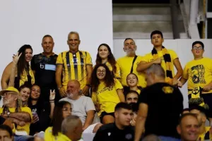 Έντονο... το κίτρινο χρώμα! (φωτορεπορτάζ)