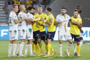ΑΕΛ 0-0 Ομόνοια: "Ανίκητοι" Μούριελ και Φαμπιάνο, στο "μηδέν" το ντέρμπι (φώτος)
