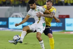 ΑΕΛ 0-0 Ομόνοια: "Ανίκητοι" Μούριελ και Φαμπιάνο, στο "μηδέν" το ντέρμπι (φώτος)