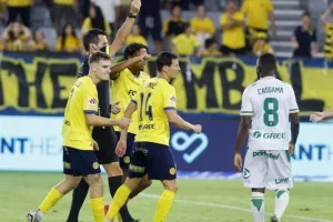 ΑΕΛ 0-0 Ομόνοια: "Ανίκητοι" Μούριελ και Φαμπιάνο, στο "μηδέν" το ντέρμπι (φώτος)
