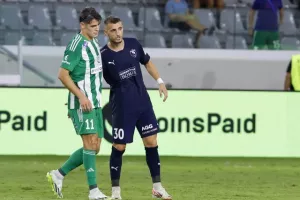 Άρης-Πάφος: Ντέρμπι όπως το περιμέναμε, τρομερός… Βανά και μοιρασιά (φώτος)