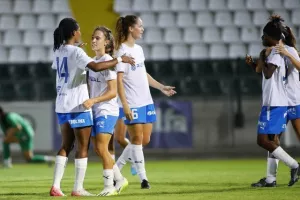 Aπόλλων Ladies- Ομόνοια: Κυριαρχία... με 4άρα! (φώτος)
