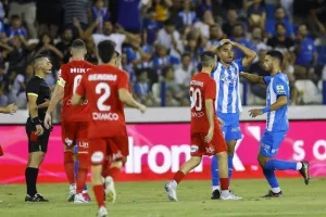 Ανόρθωση - Νέα Σαλαμίνα: Σπουδαίο ντέρμπι και μοιρασιά στο 103'! (φώτος)