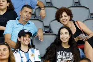 Απόλλων - ΑΕΛ: Το πρώτο της χρονιάς... βάφτηκε γαλάζιο! (Φώτος)