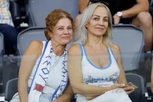 Απόλλων - ΑΕΛ: Το πρώτο της χρονιάς... βάφτηκε γαλάζιο! (Φώτος)