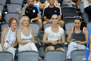 Απόλλων - ΑΕΛ: Το πρώτο της χρονιάς... βάφτηκε γαλάζιο! (Φώτος)