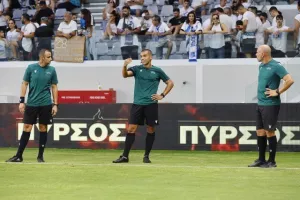 Απόλλων - ΑΕΛ: Το πρώτο της χρονιάς... βάφτηκε γαλάζιο! (Φώτος)