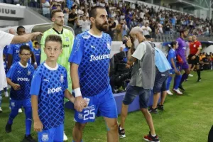 Απόλλων - ΑΕΛ: Το πρώτο της χρονιάς... βάφτηκε γαλάζιο! (Φώτος)