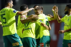 Δόξα - ΑΕΚ: Σεφτέ... με τρίτη και φαρμακερή (Φώτος)