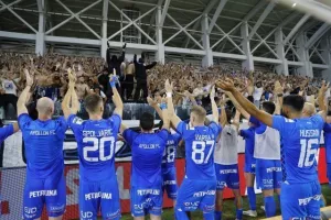 Απόλλων - ΑΕΛ: Το πρώτο της χρονιάς... βάφτηκε γαλάζιο! (Φώτος)