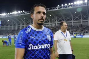 Απόλλων - ΑΕΛ: Το πρώτο της χρονιάς... βάφτηκε γαλάζιο! (Φώτος)
