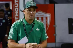 ΑΕΖ-Άρης: Σοβαρός, ουσιαστικός και…  πεντάρα μετά την Ευρώπη (φώτος)