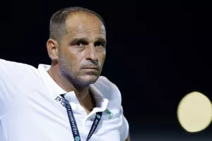 ΑΕΖ-Άρης: Σοβαρός, ουσιαστικός και…  πεντάρα μετά την Ευρώπη (φώτος)