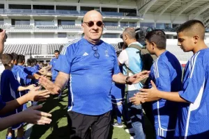 (ΦΩΤΟΣ) Εκδήλωση με Λουίς Φίγκο και άλλους στο "Άλφαμεγα"