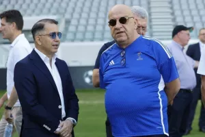(ΦΩΤΟΣ) Εκδήλωση με Λουίς Φίγκο και άλλους στο "Άλφαμεγα"