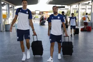 (ΦΩΤΟΣ) Στο αεροδρόμιο για Ισπανία η Εθνική μας