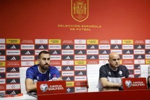 Τιμούρ για Ισπανία: "Το σίγουρο είναι ότι θα την κοιτάξουμε στα μάτια - Για τους παίκτες είναι κίνητρο"