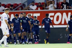 AEZ - AEK: Οι Ζακακιώτες "προσγείωσαν" με "τριάρα" την προβληματική ΑΕΚ! (φώτος)