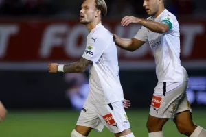 AEZ - AEK: Οι Ζακακιώτες "προσγείωσαν" με "τριάρα" την προβληματική ΑΕΚ! (φώτος)