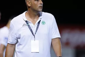 AEZ - AEK: Οι Ζακακιώτες "προσγείωσαν" με "τριάρα" την προβληματική ΑΕΚ! (φώτος)