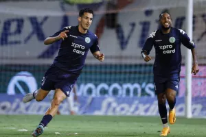 AEZ - AEK: Οι Ζακακιώτες "προσγείωσαν" με "τριάρα" την προβληματική ΑΕΚ! (φώτος)