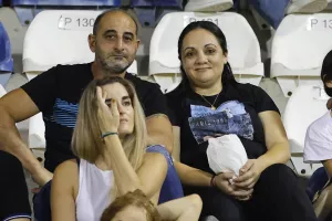 (Φωτορεπορτάζ) Ο κόσμος της Ανόρθωσης
