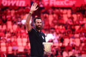 Τα... μάζεψε για Αταμάν ο Ντατόμε: «Να κάνετε καλύτερη μετάφραση, είναι clickbait»