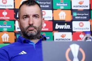 Μαρτίνεθ: «Μεγαλύτερος εχθρός ο εαυτός μας, να ξεσηκώσουμε τον κόσμο μας»