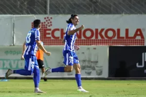 Στα 4 γκολ