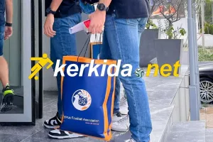 Τι... παρέδωσε ο Μενέλαος;