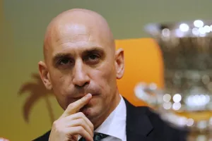 Ρουμπιάλες: "Στο όνομα του φεμινισμού δεν πρέπει να ισοπεδώνεις έναν άνδρα χωρίς δίκαιη δίκη"