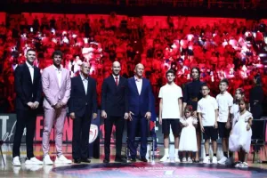 Η παρακάμερα της μαγικής βραδιάς του Σπανούλη (βίντεο)