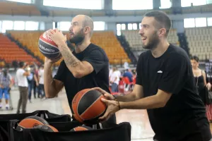 Αποθέωση Φορτούνη στον Βασίλη Σπανούλη: "Θρύλος, για πάντα στις καρδιές μας"