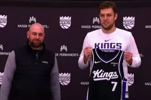 Γιατί το 7 και ΟΧΙ το 14 για τον Σάσα στους Kings;